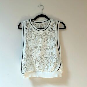Lace vest used small